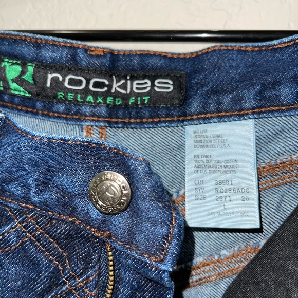 Vintage Rockies Shorts - Picture 4 of 8